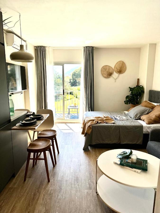 Minerva Estudio La Biznaga , And Pool Apartamento *